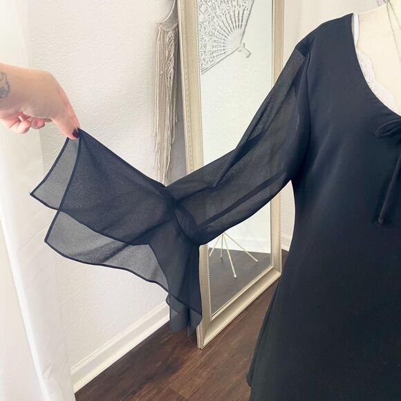 Another Thyme Paper Tag Witchy Whimsygoth Black Mesh Flare Sleeve Tunic Top 16 - Picture 3 of 7